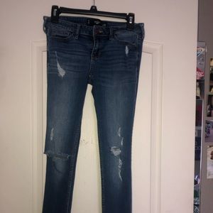 Hollister Crop ripped jeans